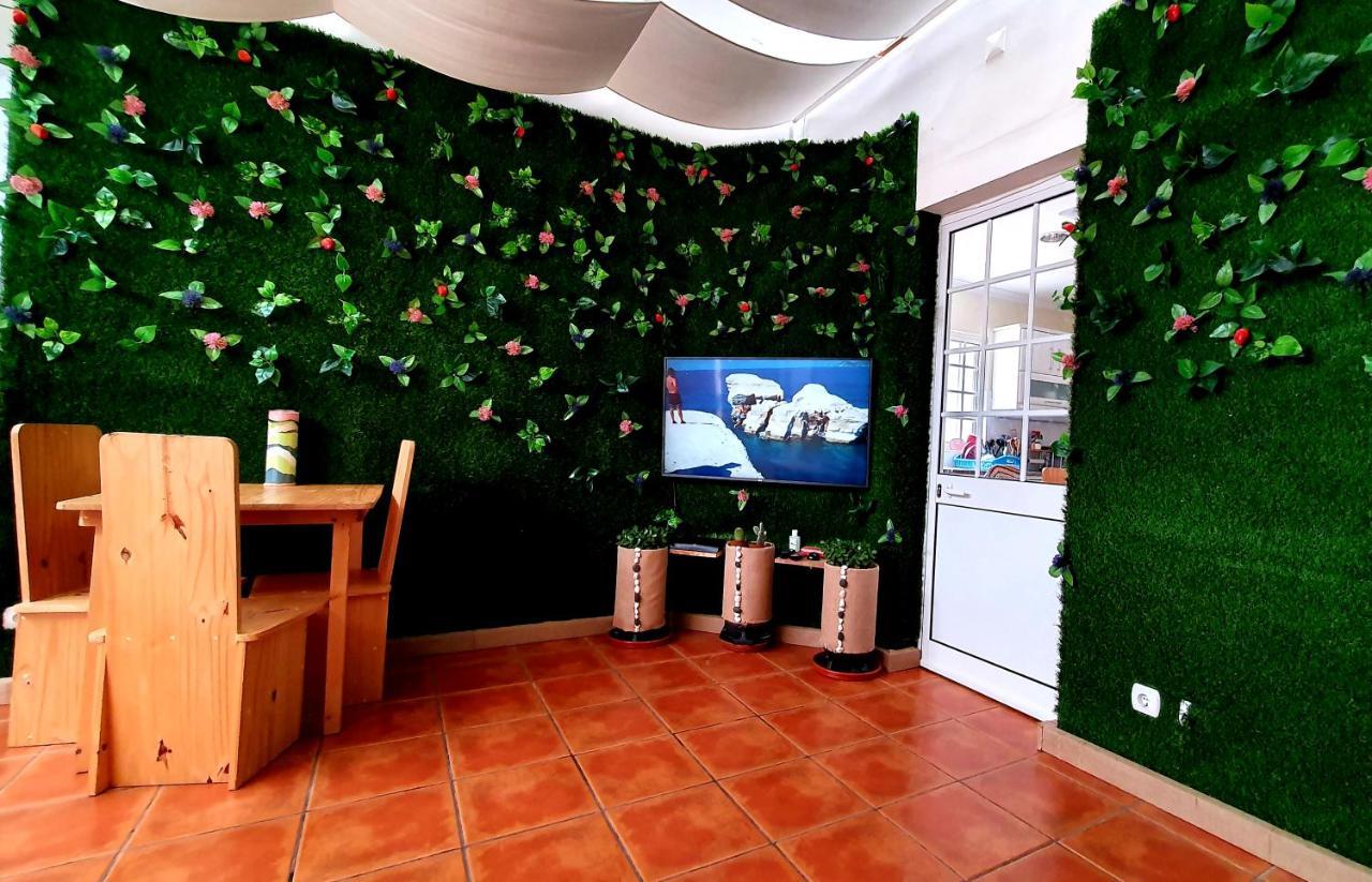 Bruma Hostel Понта-Делгада Экстерьер фото
