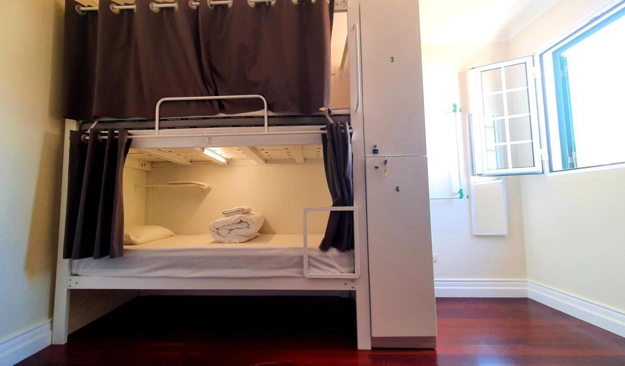 Bruma Hostel Понта-Делгада Экстерьер фото