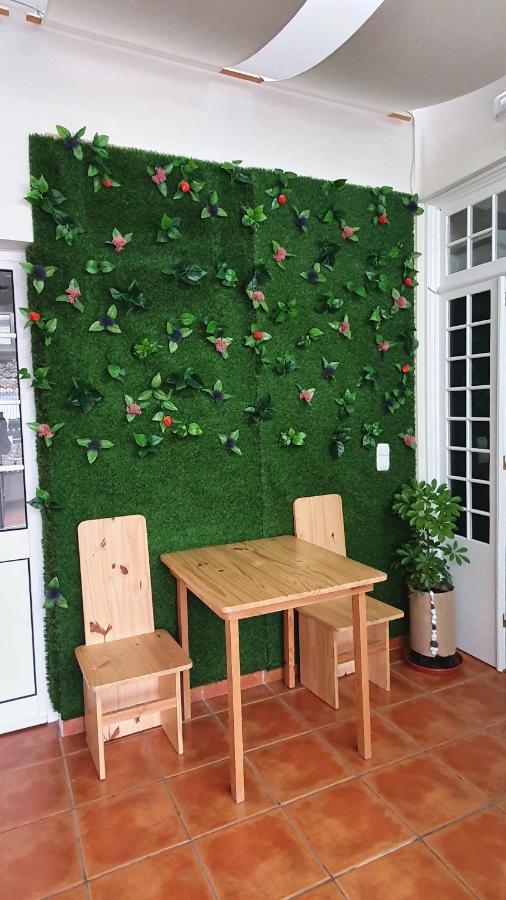 Bruma Hostel Понта-Делгада Экстерьер фото