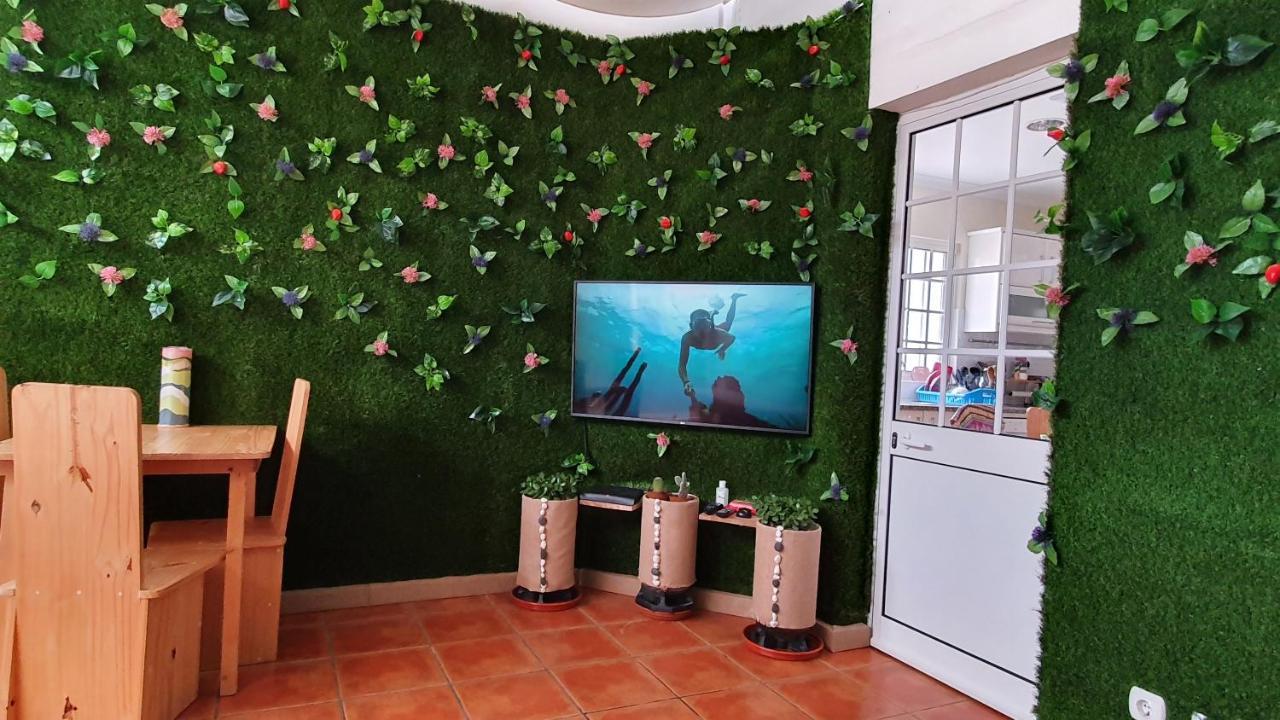 Bruma Hostel Понта-Делгада Экстерьер фото