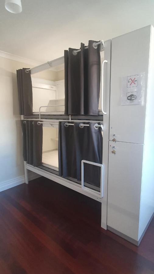Bruma Hostel Понта-Делгада Экстерьер фото