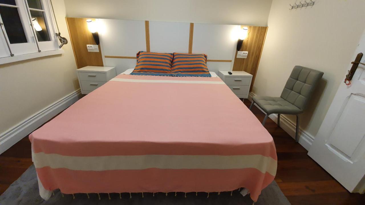 Bruma Hostel Понта-Делгада Экстерьер фото