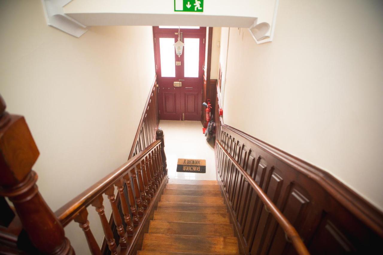Bruma Hostel Понта-Делгада Экстерьер фото